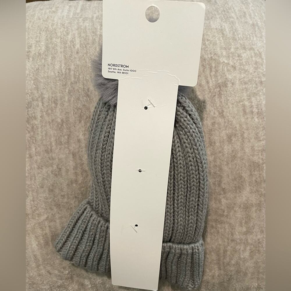 BP. NORDSTROM Interchangeable Pom Poms Beanie One Size - Picture 3 of 4